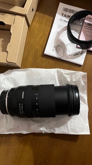 Objetivo Tamron 17-70mm f2.8 Di III-A VC RXD