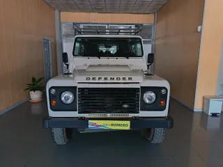 Land Rover Defender 2016
