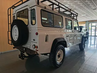 Land Rover Defender 2016