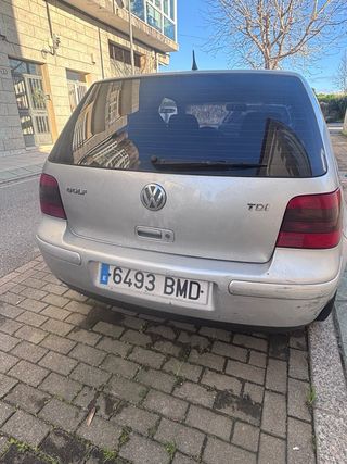 Volkswagen Golf 2001