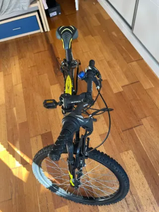 Bicicleta 24 Negra y Amarilla