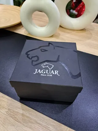 Jaguar J863/3 Cronógrafo Suizo Nuevo