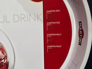 Lotto 3 vassoi vintage in latta