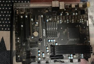 Componentes PC: Placa Base MSI, CPU, GPU, RAM