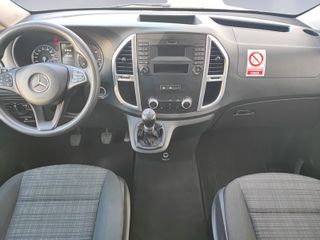 Mercedes-Benz Vito 114 CDI Corto 2017 - 8 PLAZAS