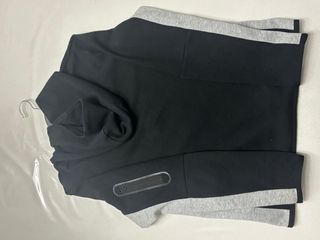 Sudadera Nike Tech Niño Negra y Gris Talla XS