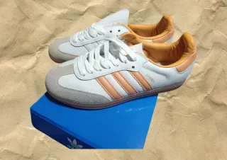 Adidas Samba Naranja y gris claro