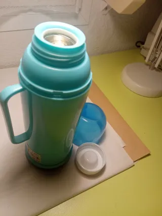 Termo para líquidos fríos o calientes