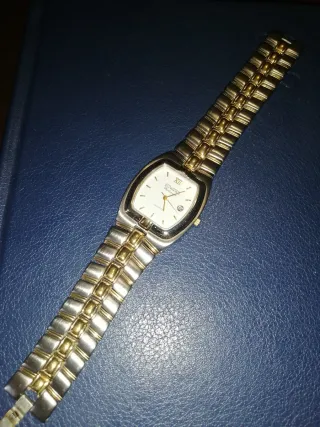 Relógio Duward Diplomatic Quartz Dourado/Branco