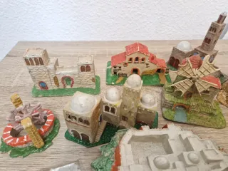 Antiguo diorama casas nacimiento figuras belen