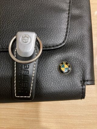 Carpeta BMW Negra