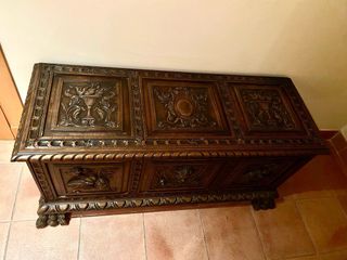 Arcón Baúl Antiguo Madera Tallada