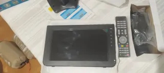 TV Portátil LCD 10.1 12V/220V Camping