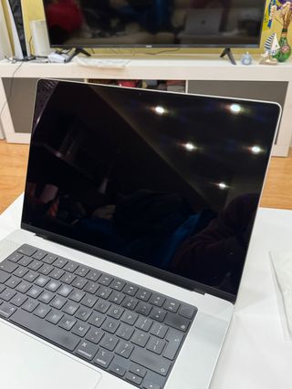 MacBook Pro 16 M1 Pro 16GB RAM