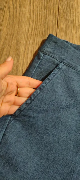 Pantaloni in denim blu da ragazza