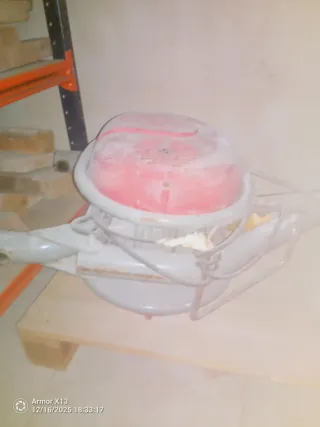 Montacargas construcción con trípode