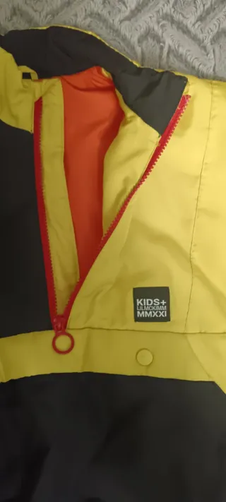 Chaqueta Zara Canguro 8 años