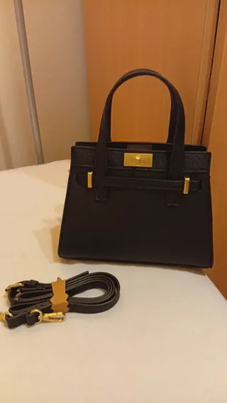 Bolso Estilo Mini Kelly Negro Elegante con Correa