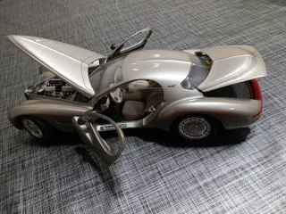 Chrysler Atlantic 1/18 Guiloy