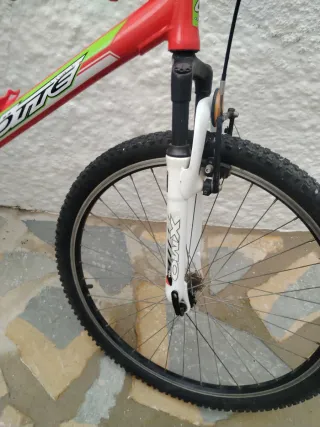 Bicicleta OTTE GP300 Roja