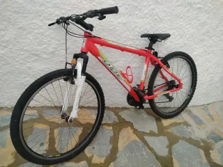 Bicicleta OTTE GP300 Roja