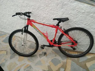 Bicicleta OTTE GP300 Roja