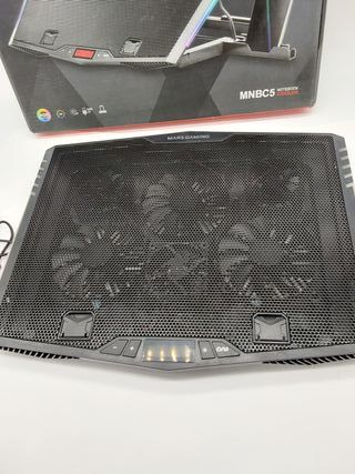 Mars Gaming MNBC5, Base Refrigeradora y Stand XL, 6X Ventiladores con Control Digital, Iluminación ARGB, Stand Ergonómico 7 Posi