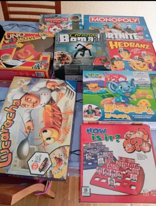 Lote de juegos de mesa