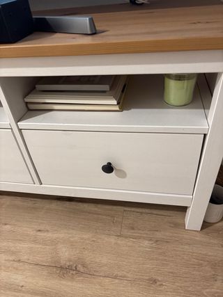 Mueble TV Ikea Hemnes Madera y Blanco