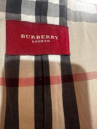 Gabardina Burberry original confeccionada en algod