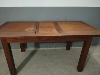 Mesa comedor madera maciza Teka americana