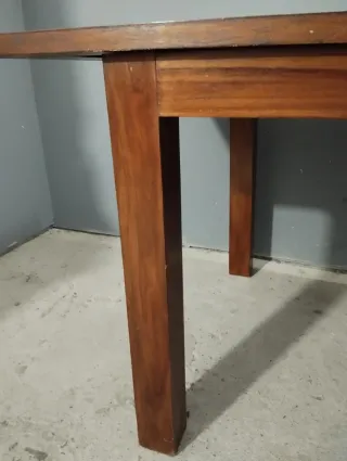 Mesa comedor madera maciza Teka americana