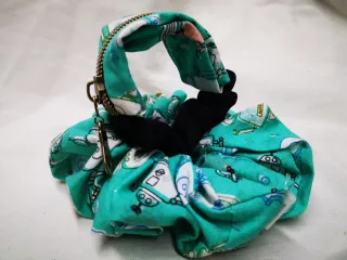 Conjunto Pulsera Monedero y Coletero Artesanal