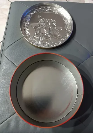 Scatola in latta decorata con fatine