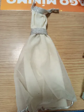 Lote Ropa Barbie Vestidos