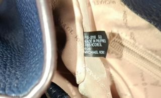 Bolso Michael Kors Azul Marino con Cadena Dorada