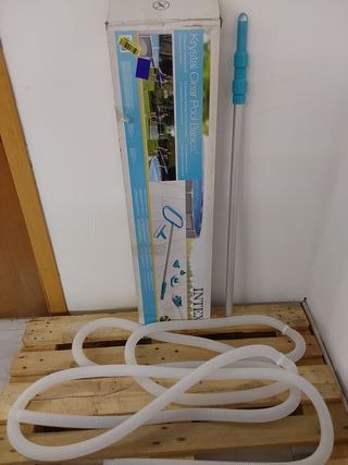 Kit di manutenzione piscina di lusso Intex, accessori per piscine, set di pulizia, estensibile 279 cm (58959)