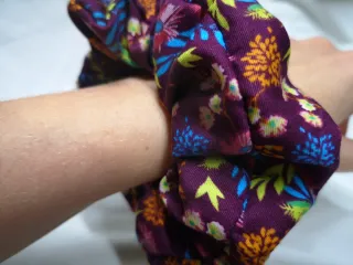 Conjunto Pulsera Monedero y Coletero Artesanal