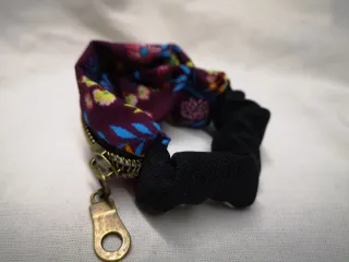 Conjunto Pulsera Monedero y Coletero Artesanal