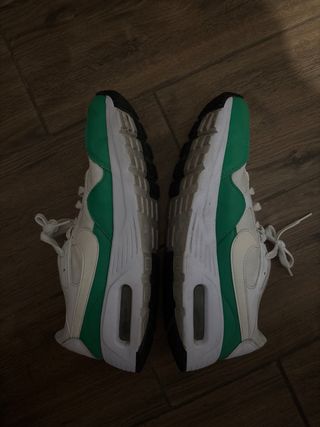 Nike Air Max Verdes y Blancas