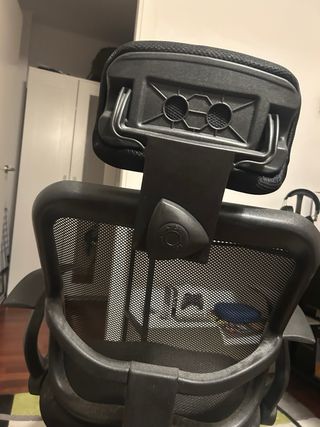 Silla de escritorio ergonómica negra