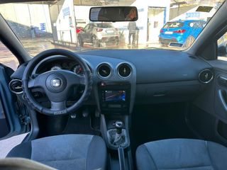SEAT Ibiza 2004