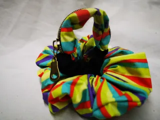 Conjunto Pulsera Monedero y Coletero Rayas