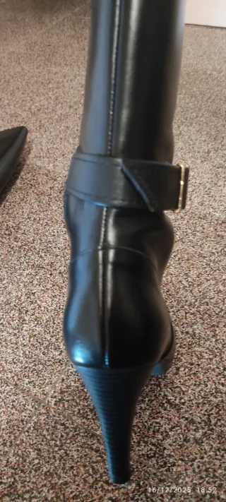 Botas altas Patricia Miller negras.Sin estrenar