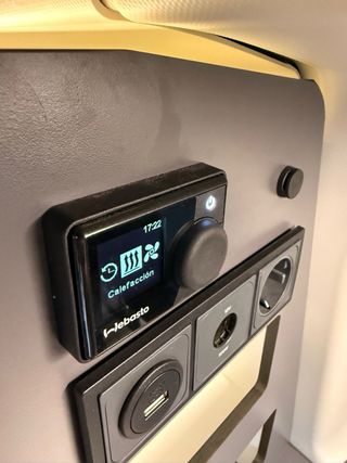 Panama Van P10S - Ford Transit Custom 170CV