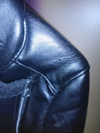 Chaqueta polipiel Bershka forrada Talla M