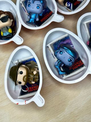 Pack 6 Mini Funkos Stranger Things Kinder Joy