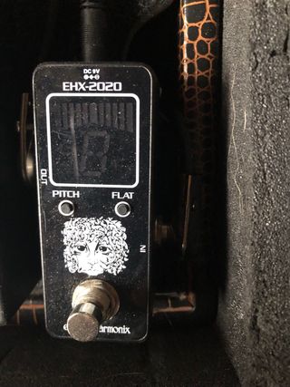 EHX-2020 Afinador Digital
