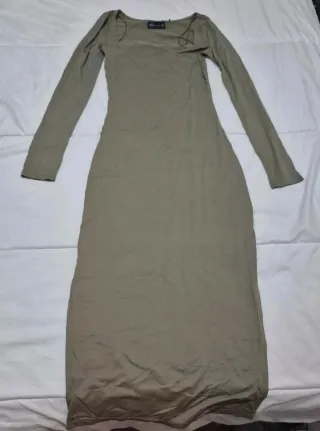 Vestido largo ajustado manga larga