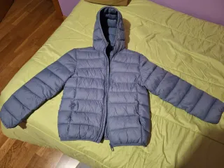 Chaqueta plumífero ligero azul